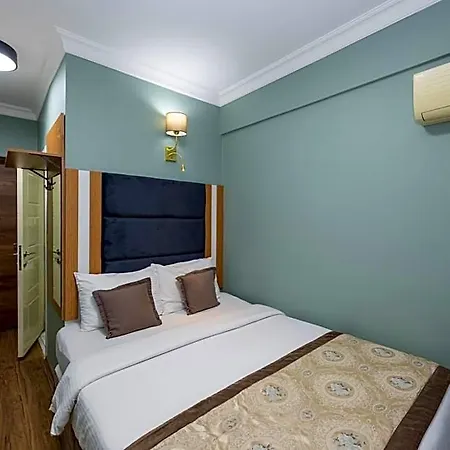 Ista Palace-grand Bazaar 3*