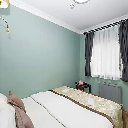 Ista Palace-grand Bazaar Szálloda 3*